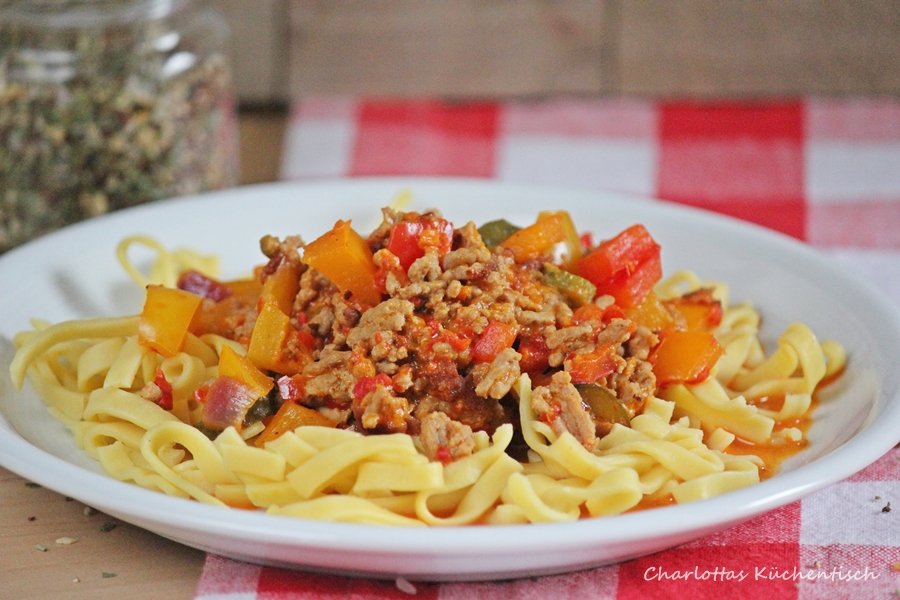 Pasta, Paprikahackfleischsoße, Hackfleischsoße, Pastasoße