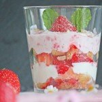Erdbeerlimes-Trifle, Trifle, Erdbeeren, Dessert, Erdbeerlimes