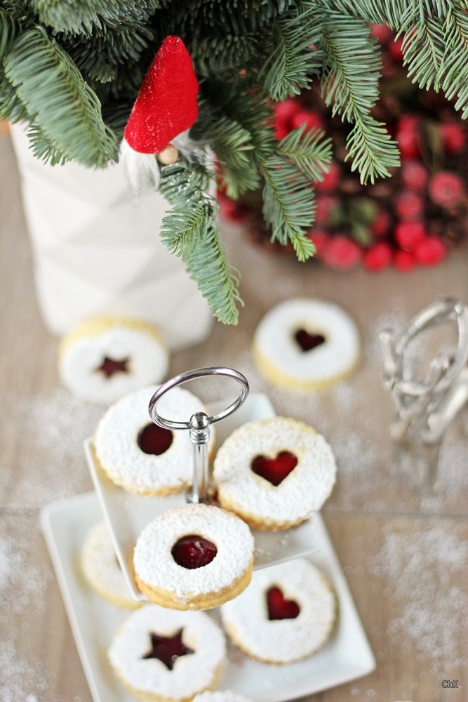 Linzer Plätzchen, Spitzbuben, Weihnachtsbäckerei, Rezept, Weihnachtsplätzchen