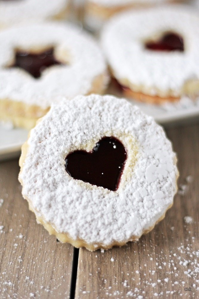 Linzer Plätzchen, Spitzbuben, Weihnachtsbäckerei, Rezept, Weihnachtsplätzchen