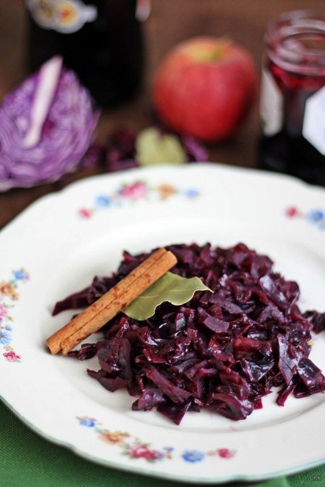 hausgemachter Rotkohl, Kohl, Kochen auf Vorrat, Herbstmahlzeit