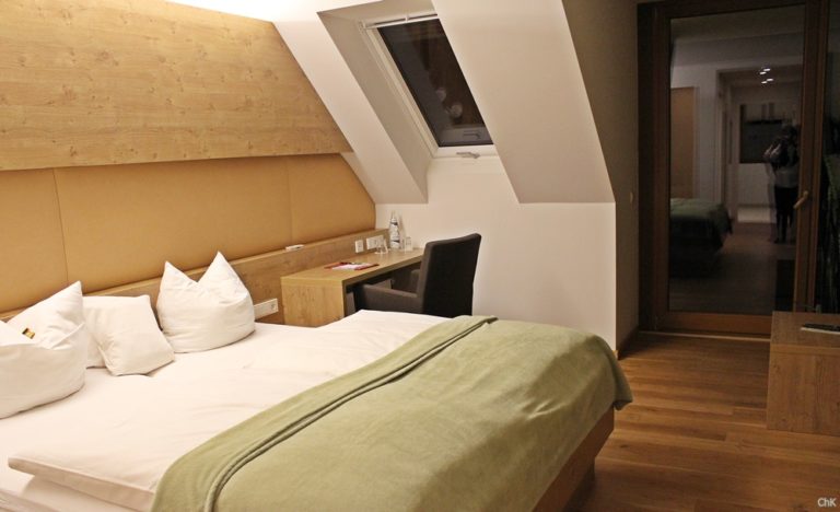 Aktiv im Ahrtal - das Hotel Ruland mit seinem Brunnenhaus bietet die