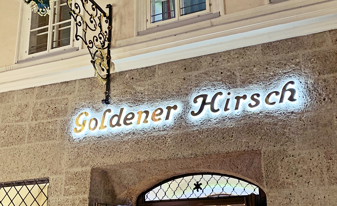 Goldener Hirsch - Charlottas Küchentisch