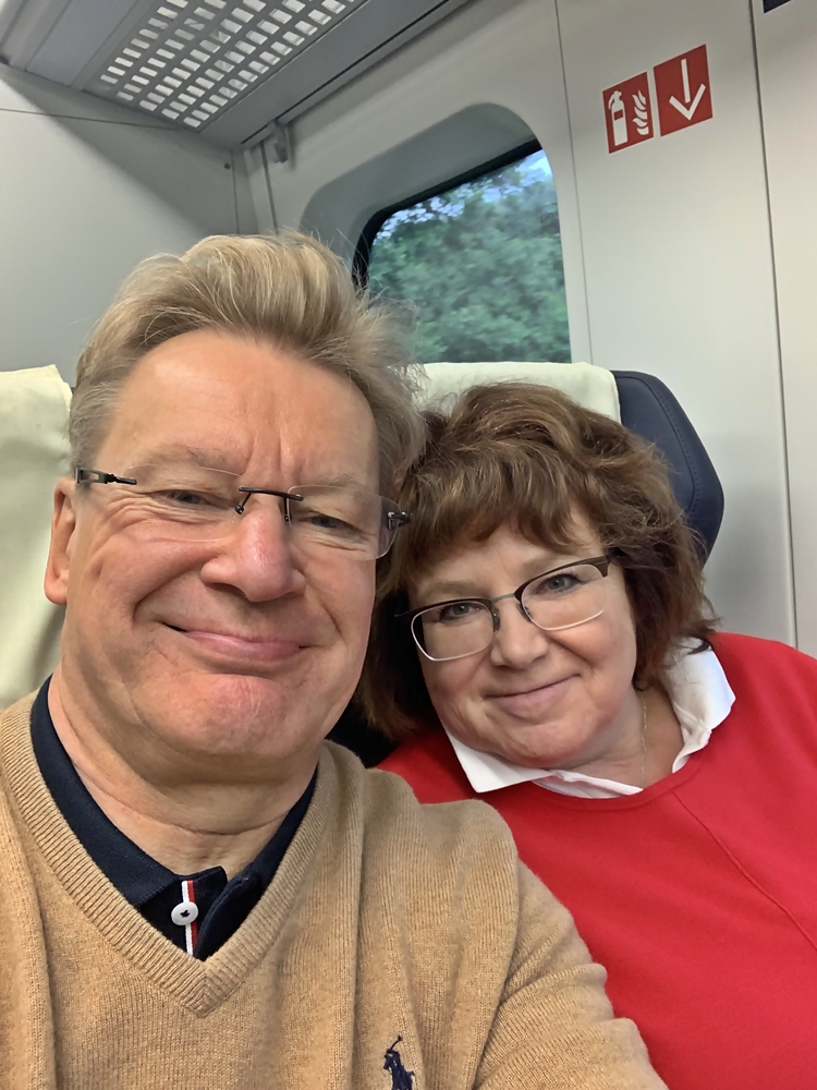 wir Zug - Charlottas Küchentisch